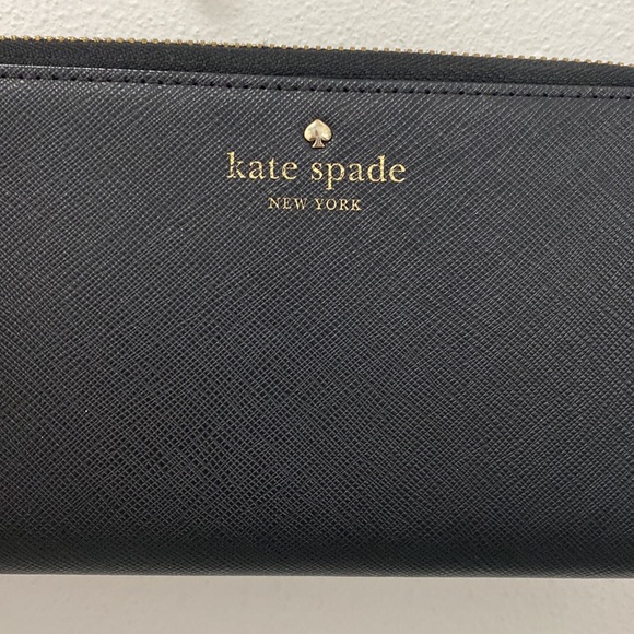 Kate Spade Wallet - Picture 3 of 5